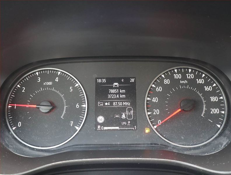 Dacia Sandero (2024) 1.0 TCe, LPG, Serv.kniha - fotka 11 z 15