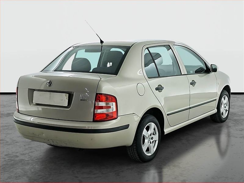 Škoda Fabia (2005) Comfort 1.2 12V, po STK, Klima - fotka 5 z 17