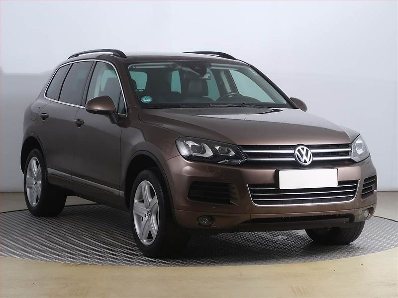Volkswagen Touareg (2012) Business 3.0 TDI, 4X4 - fotografie inzerátu