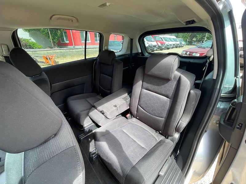 Mazda 5 2.0MZR-CD *105KW*7.MÍST*EL.DVE - fotka 16 z 36
