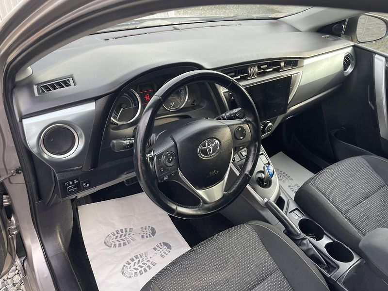 Toyota Auris 1.8i 16v HYBRID AUT NAVI CAM!! - fotka 89 z 166