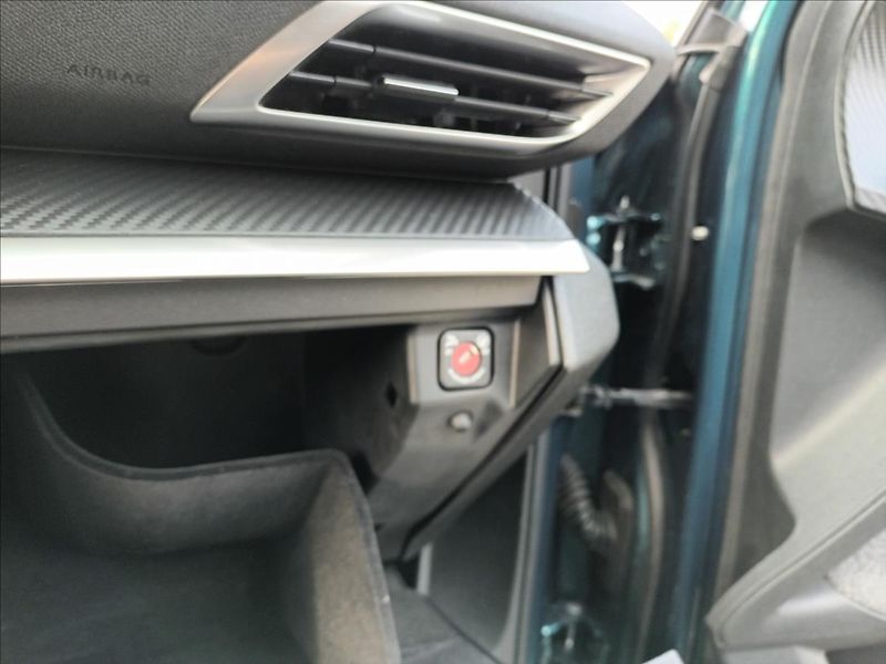 Peugeot 5008 1,6 HDI,88KW,ČR,7MÍST,NAVI,TZ, - fotka 39 z 46