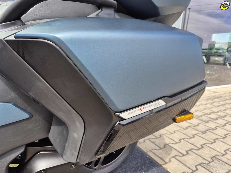 Can-Am Spyder RT-LTD (2026) MY2026 - fotka 13 z 25