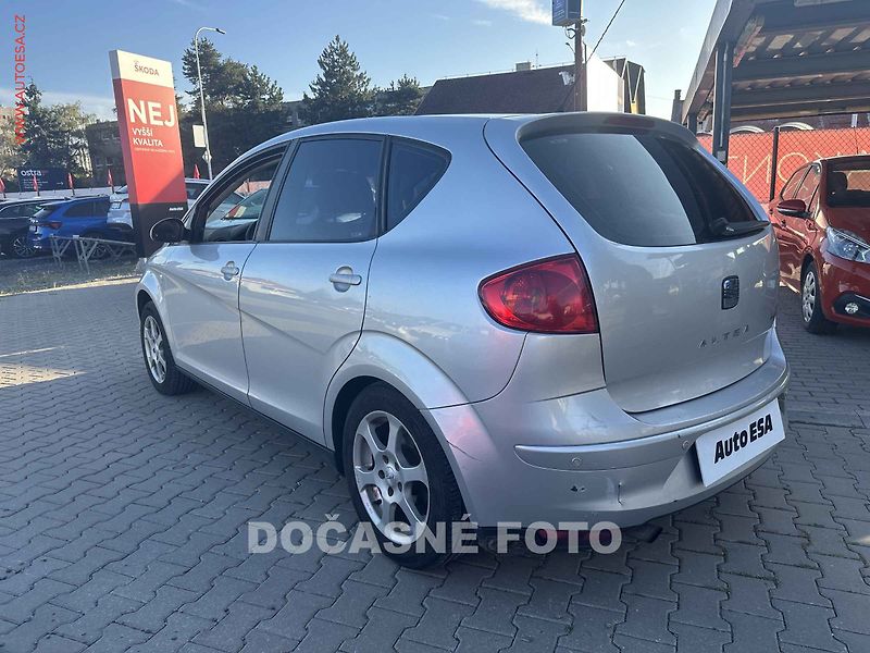 Seat Altea (2005) 1.6i, ČR - fotka 2 z 3