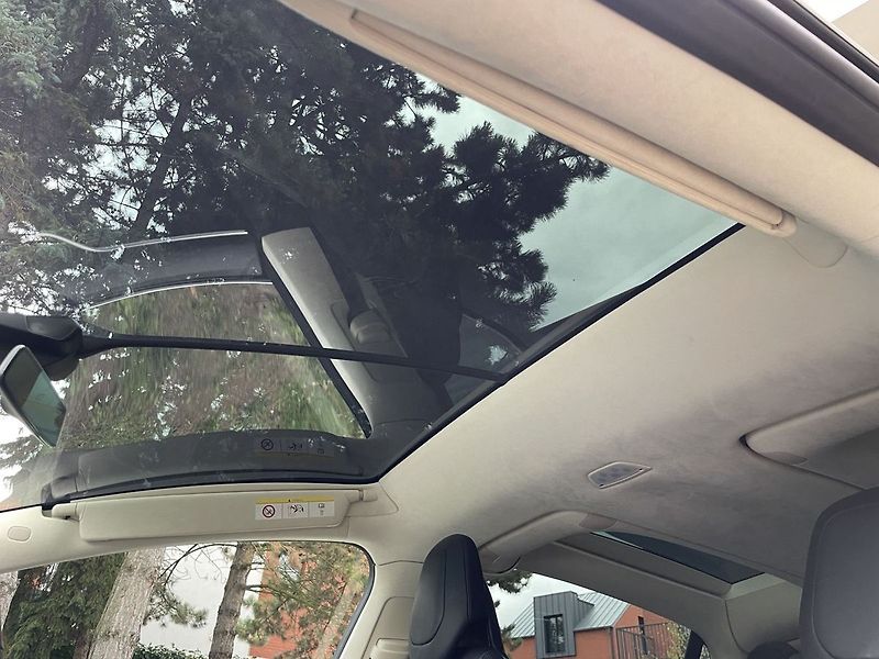 Tesla Model X 90D AWD, 7míst, tažné zařízení - fotka 14 z 43