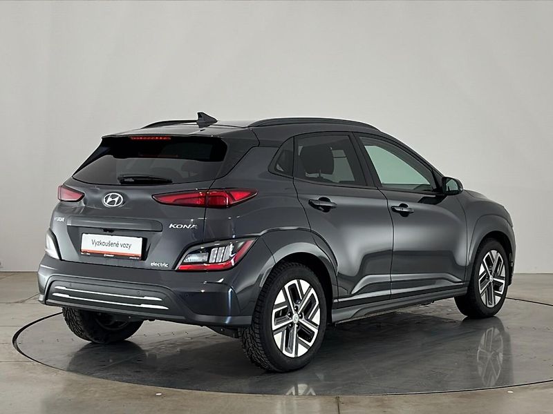 Hyundai Kona 64kWh - fotka 2 z 27