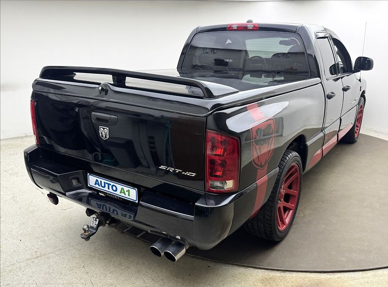 Dodge RAM 8,3 1500 SRT10 V10VIPER SERVIS - fotka 4 z 43