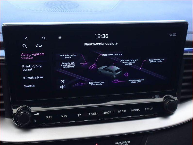 Kia Ceed (2021) 1.5 T-GDI, Automat, Serv.kniha - fotka 21 z 21