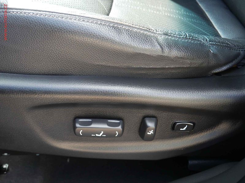 Kia Sorento (2013) 2.2 CRDi 4x4, 1.maj,ČR, AT - fotka 17 z 17