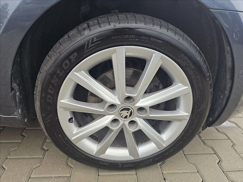 Škoda Octavia III 2,0TDi 110KW DSG Elegance - fotka 45 z 49
