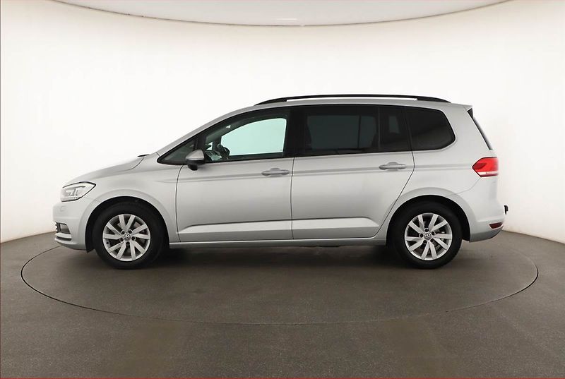 Volkswagen Touran (2017) 1.6 TDI, Navi, Tempomat - fotka 3 z 21