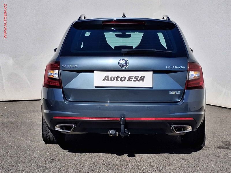 Škoda Octavia (2018) 2.0TSi, RS, LED, +kola, TZ - fotka 5 z 20