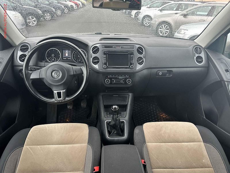 Volkswagen Tiguan (2013) 2.0 TDi, Sport&Style, panor - fotka 8 z 18