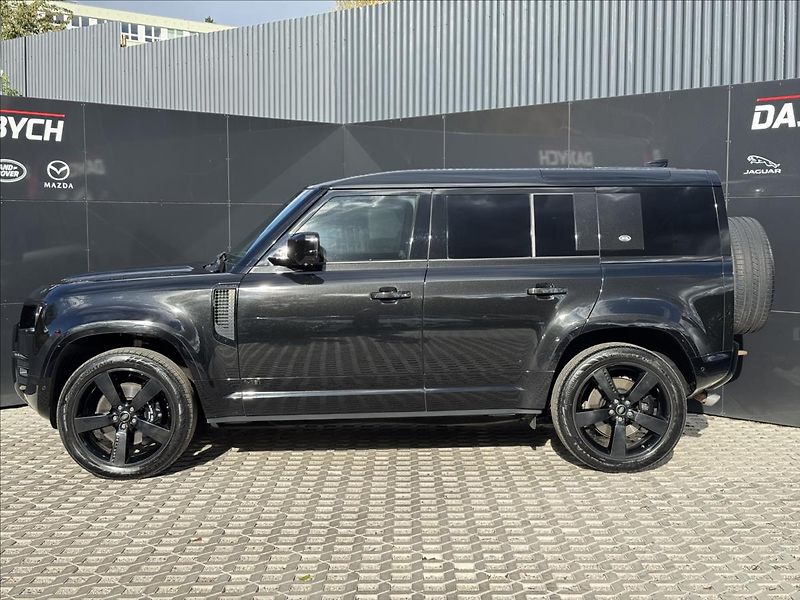 Land Rover Defender 5,0 110 P525 V8 AT AWD ČR DPH - fotka 5 z 34