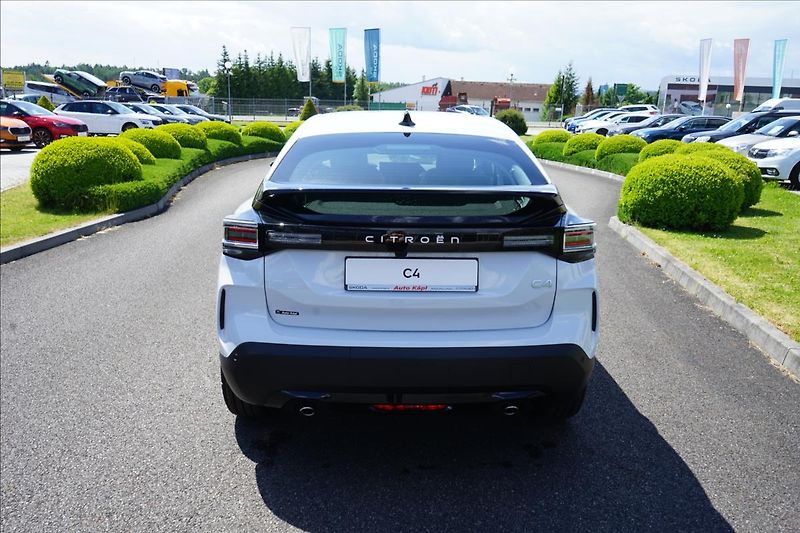 Citroën C4 (2026) 1,2 Hybrid 145k Automatic PLUS - fotka 6 z 21