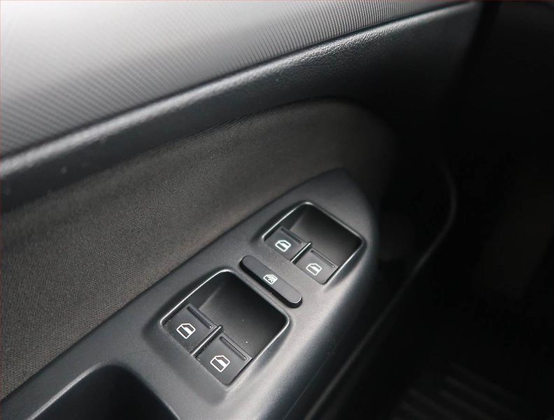 Škoda Octavia (2011) 1.6 TDI, Tažné, jezdí výborně - fotka 14 z 14