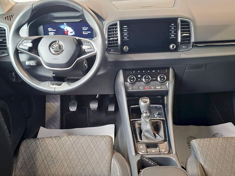 Škoda Karoq (2024) TOP SELECTION TSI 1.5/110KW 6M - fotka 8 z 44