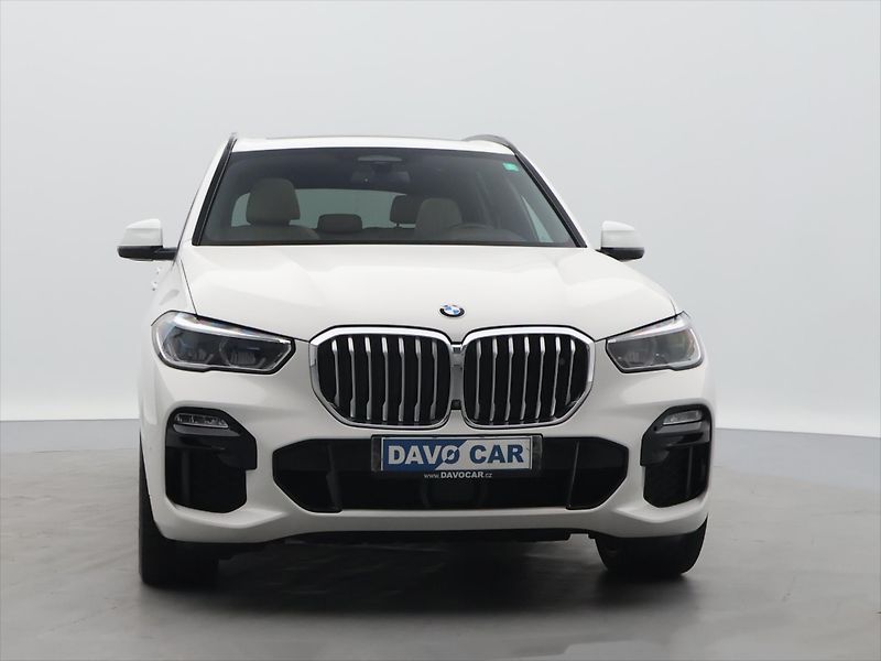 BMW X5 3,0 40 250kW xDrive Mpaket DPH - fotka 2 z 42