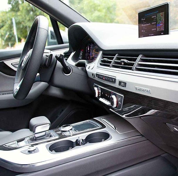 Audi Q7.