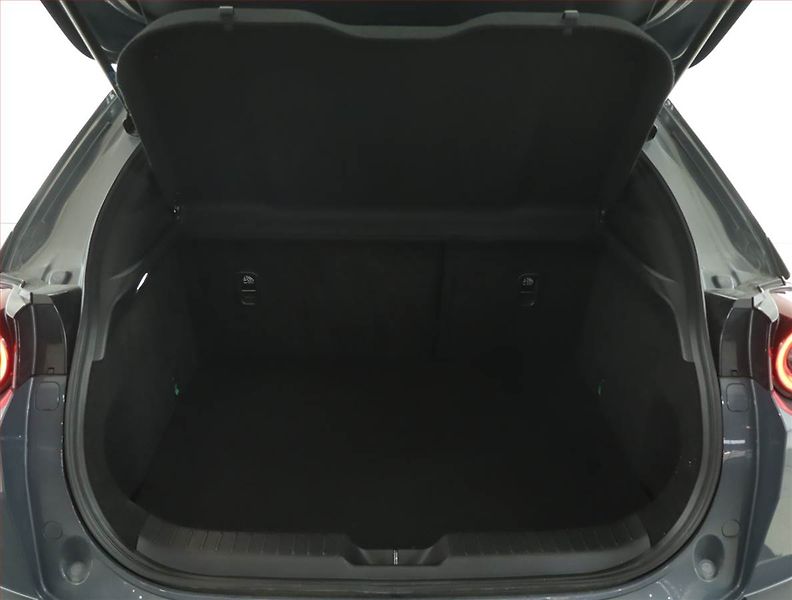 Mazda MX-30 (2022) e-Skyactiv, SoH 95% - fotka 14 z 20