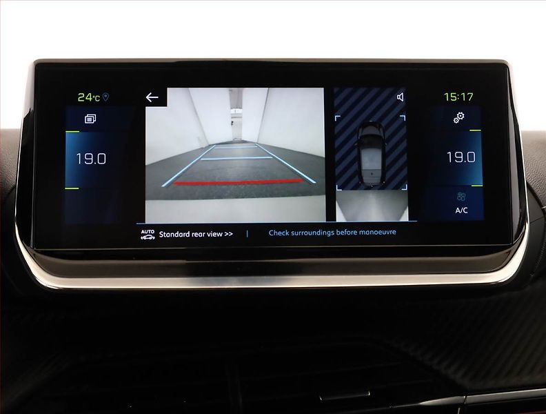 Peugeot 208 (2021) e-GT 50 kWh, SoH 99%, Automat - fotka 19 z 24