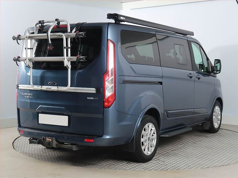 Ford Tourneo Custom (2022) Trend 2.0 EcoBlue, ČR, 1Maj - fotka 5 z 19