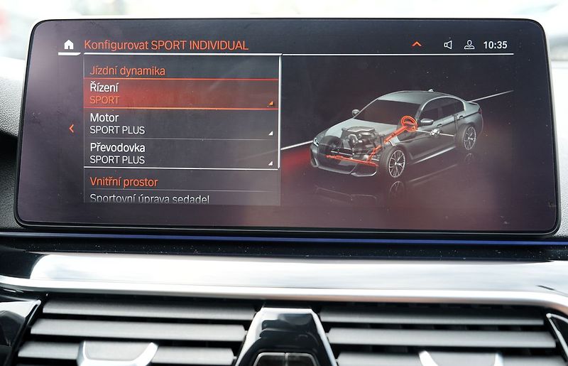 BMW Řada 5 540d xDrive M sport/Lasery - fotka 45 z 50
