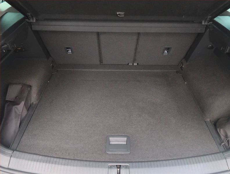 Volkswagen Tiguan (2021) Comfortline 2.0 TDI - fotka 13 z 14