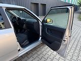 Škoda Fabia 1,2 TSi Best of /1.maj./servis - náhled 19