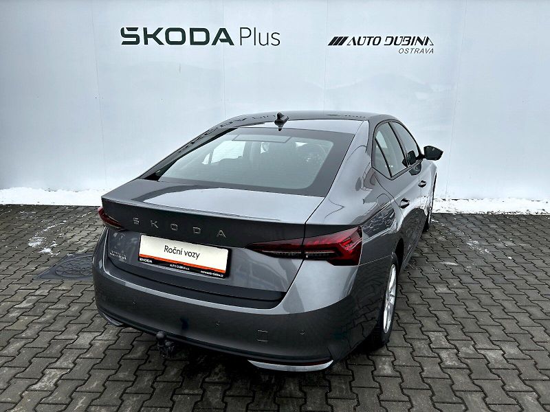 Škoda Octavia (2024) 1.5 TSI 110kW MP6 Selection - fotka 2 z 34