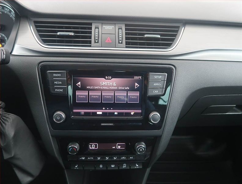 Škoda Rapid (2018) Elegance 1.0 TSI - fotka 12 z 14