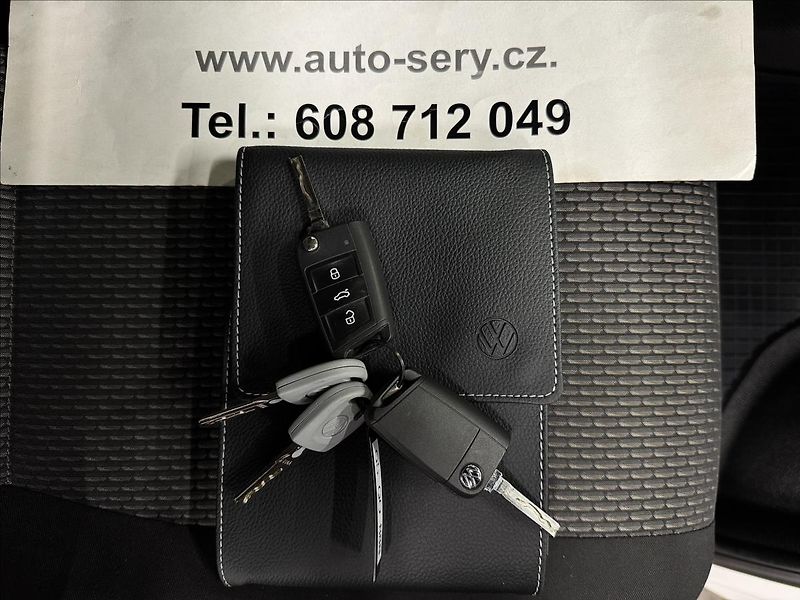 Volkswagen Transporter 2.0TDI KOMBI H3 LONG NEZ-TOP - fotka 35 z 37