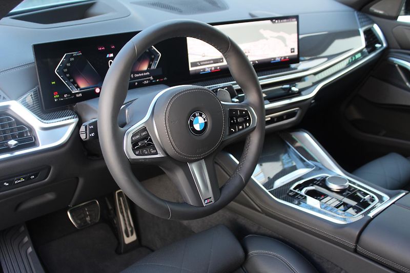 BMW X6 xDrive30d - fotka 4 z 27