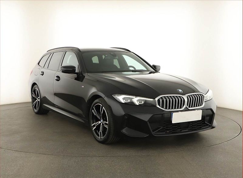 BMW Řada 3 (2023) M Sport 320 d xDrive - fotografie inzerátu