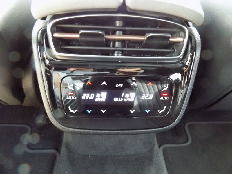 Mercedes-Benz EQS (2022) 580/AMG-Line/4-Matic/Full-LED/ - fotka 41 z 47