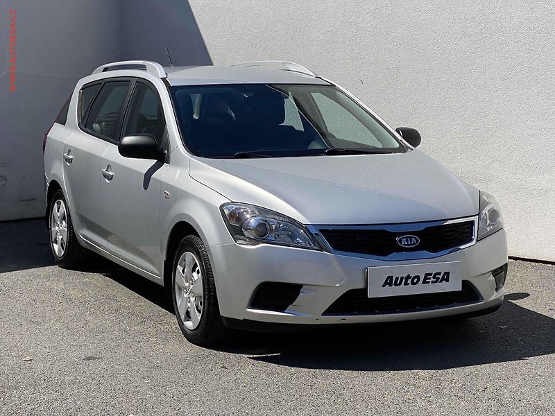 Kia Ceed (2010) 1.4 CVVT, Klima - fotografie inzerátu