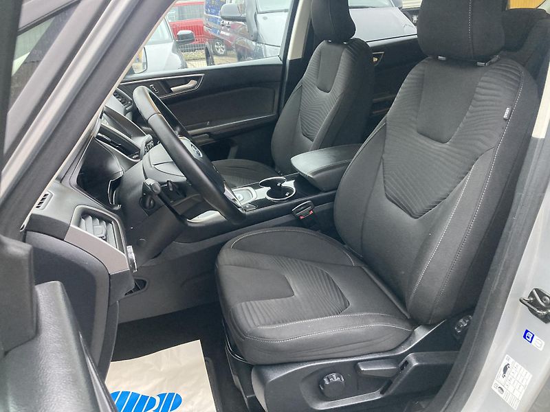 Ford S-MAX (2020) 2.0TDCi 140kW servis Ford - fotka 10 z 28