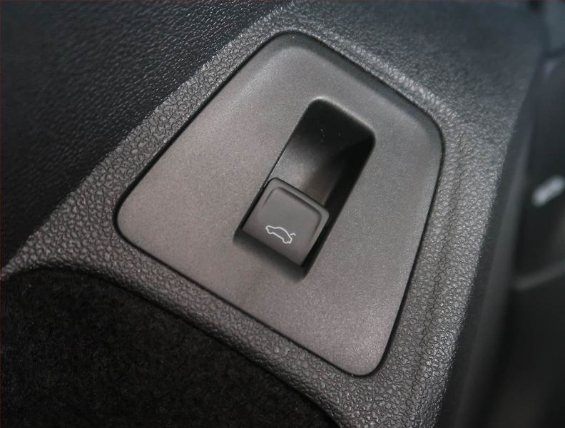 Volkswagen Tiguan (2022) Life 2.0 TDI - fotka 17 z 23