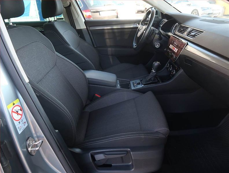 Škoda Kodiaq (2023) 2.0 TDI - fotka 9 z 19