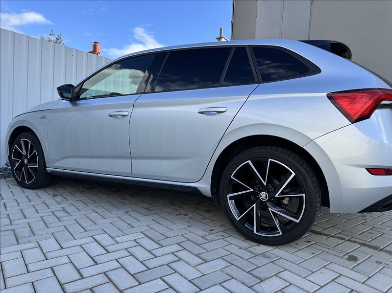 Škoda Scala 1,5 TSI DSG Monte Carlo DPH ČR - fotka 19 z 50
