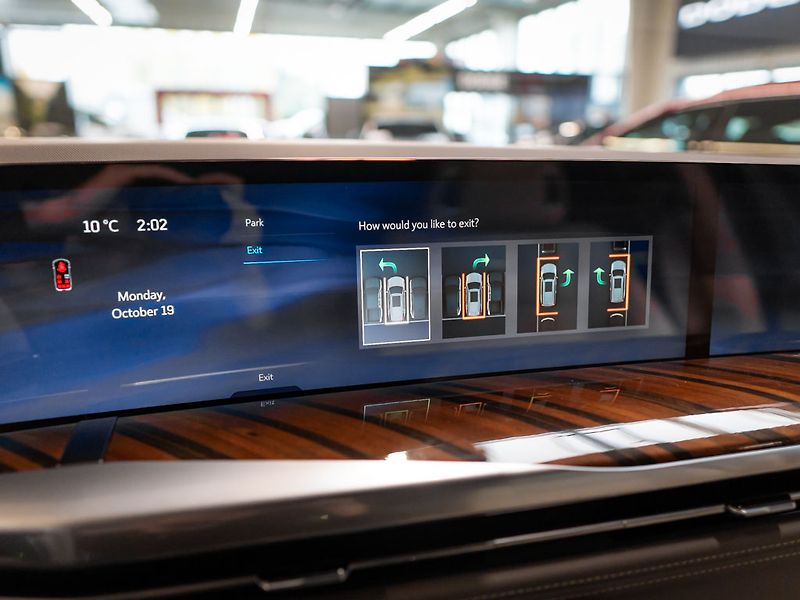Cadillac Escalade (2026) 6.2 Premium Lux Platinum 2026 - fotka 37 z 50