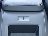 Volvo V60 B4 FWD PLUS DARK // 1. Maj. - náhled 23