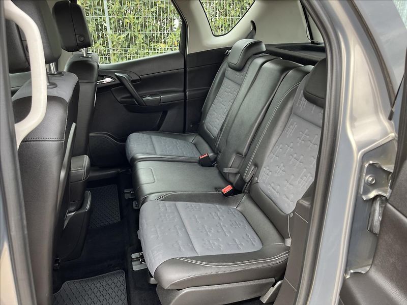 Opel Meriva 1,4 i 88KW AUTOMAT AC SERVIS - fotka 13 z 39