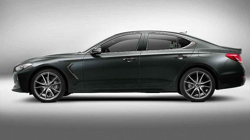 Genesis G70.