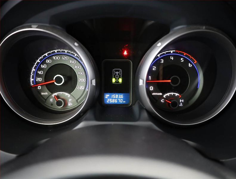 Mitsubishi Pajero (2010) 3.2 DI-D, 4X4, 7 míst - fotka 8 z 16