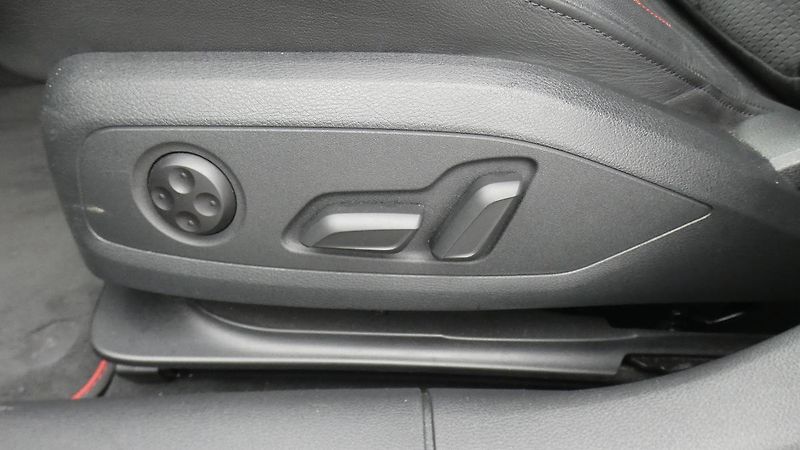 Audi A5 Sportback 40 TDI quattro S tro - fotka 25 z 28