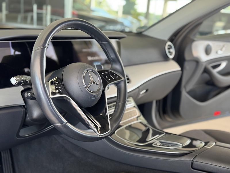 Mercedes-Benz Třídy E 300de 4MATIC*Webasto*Panorama - fotka 12 z 43