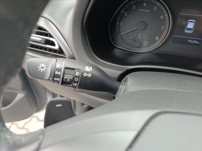 Hyundai i30 1,0 T-GDi DCT Smart - fotka 15 z 22