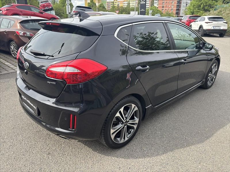 Kia Ceed 1,0 TGDi GT Line NAVI KAMERA - fotka 5 z 38