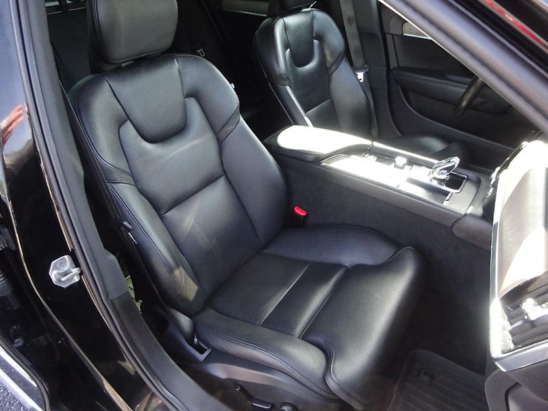 Volvo S90 AWD 173kW Inscription ČR DPH - fotka 10 z 30